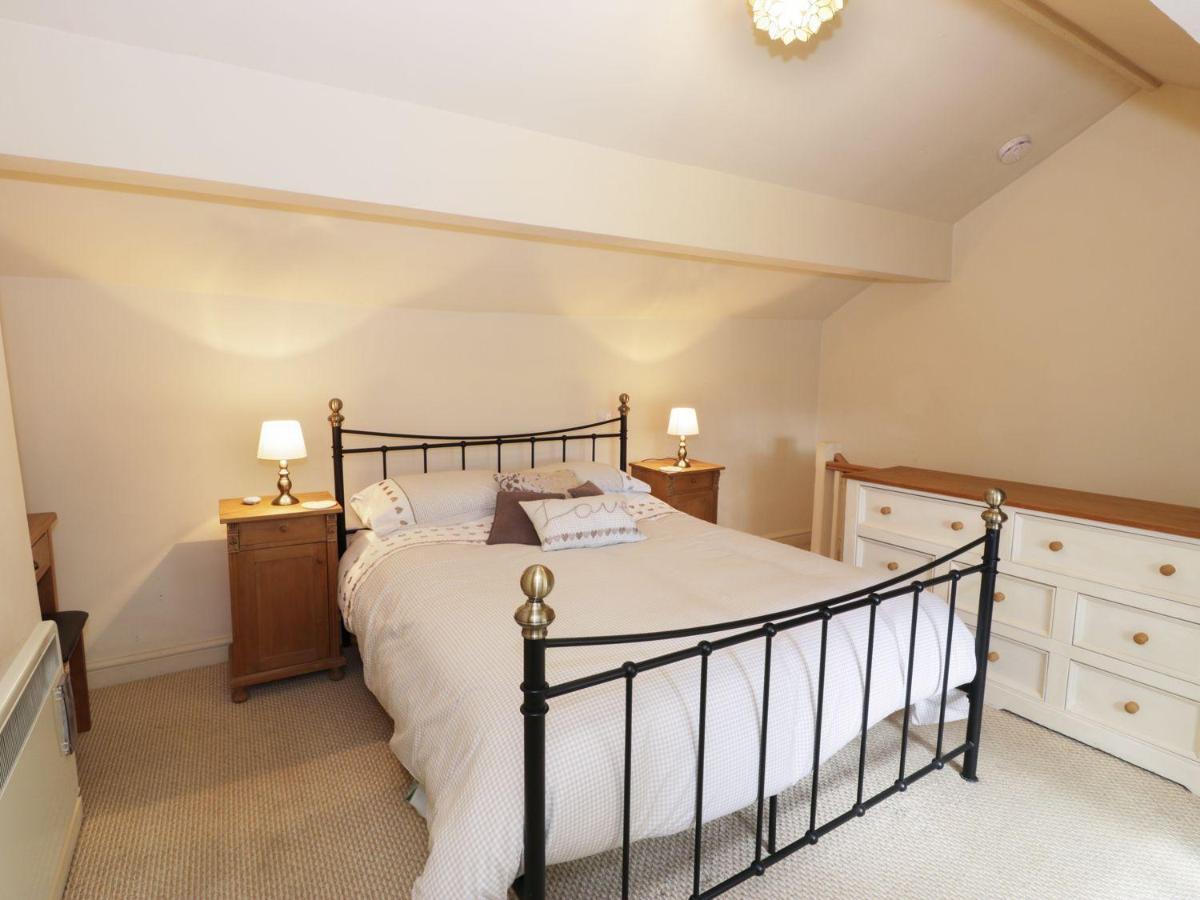 Menai Cottage Llanfairpwllgwyngyll Eksteriør billede