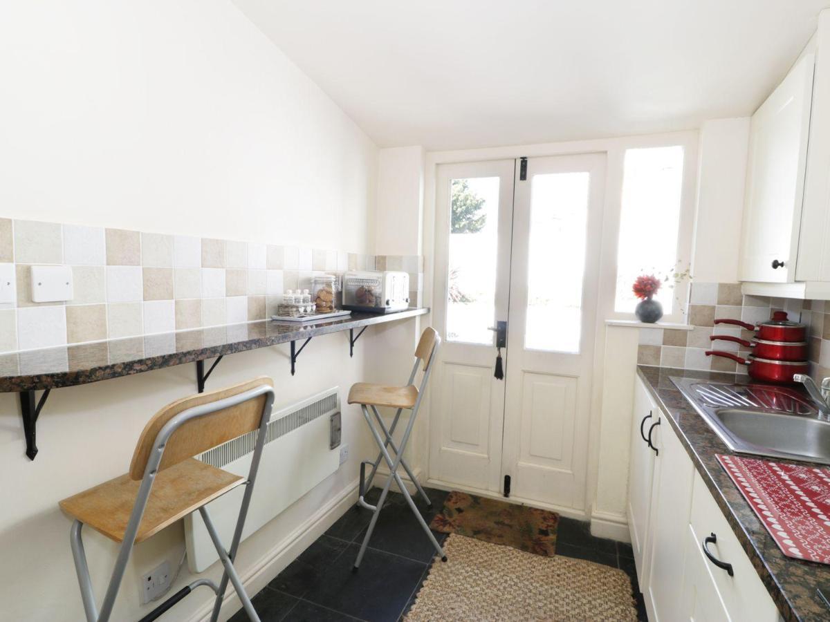 Menai Cottage Llanfairpwllgwyngyll Eksteriør billede